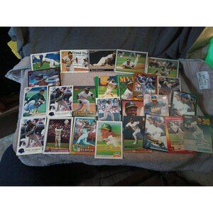 RICKEY HENDERSON (25) CARD LOT     OAKLAND A's HOF LEGEND